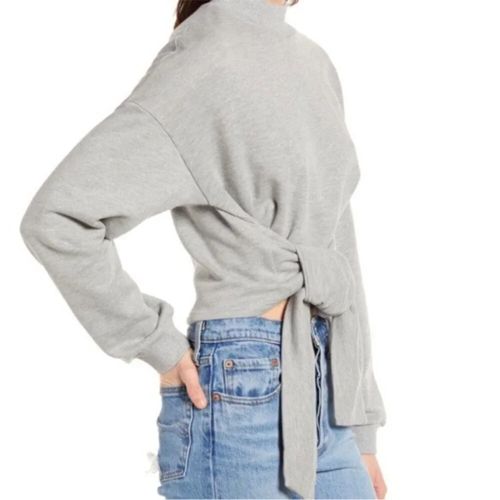 Trouvé Gray Women's Sweater with Tie Detail Size Small NWT - Picture 2 of 11